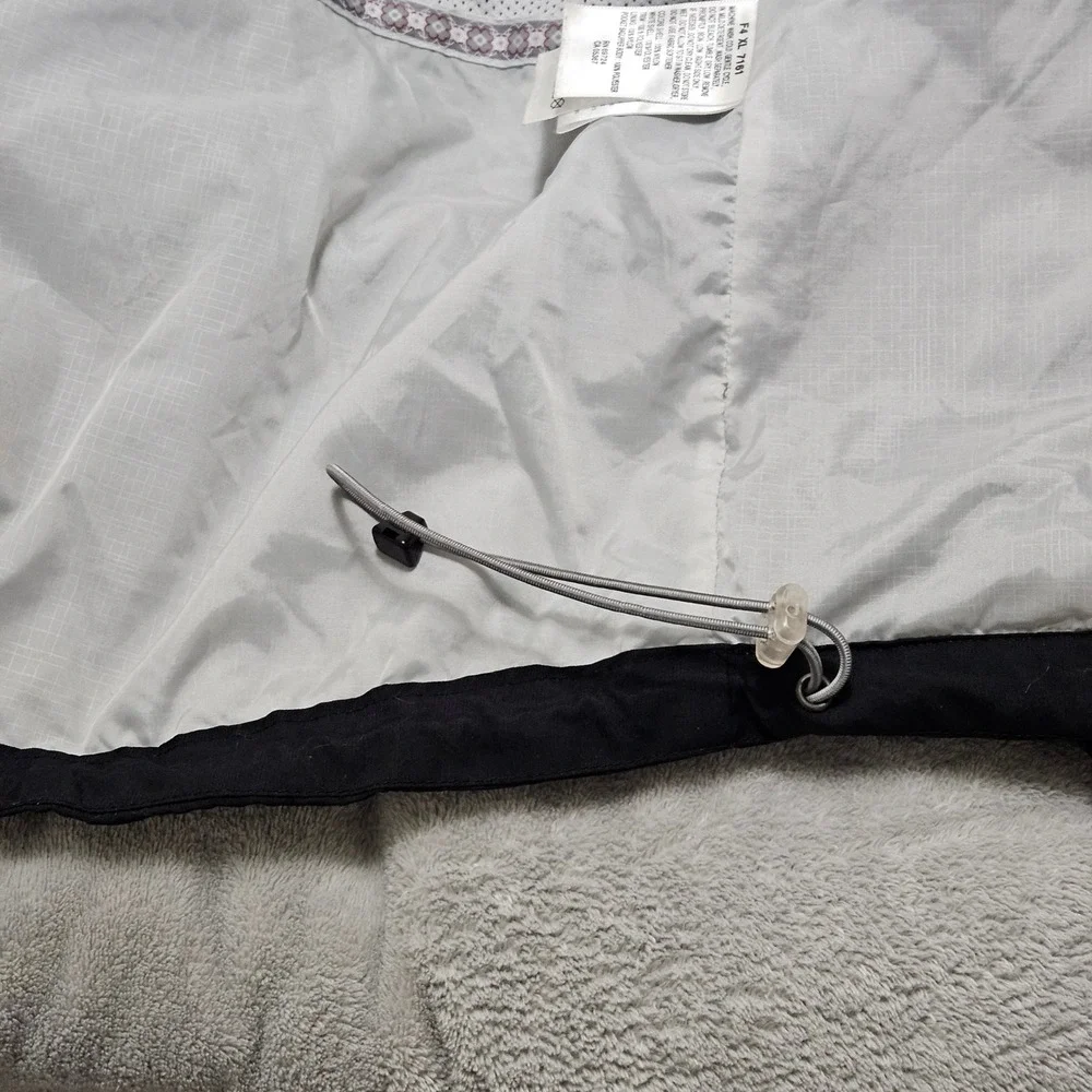 Columbia Sportswear Company please look